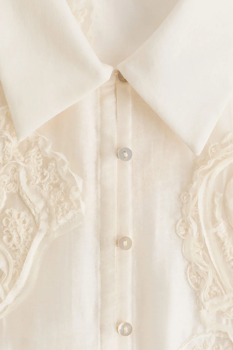 اتش اند ام بلوزة مطرزة